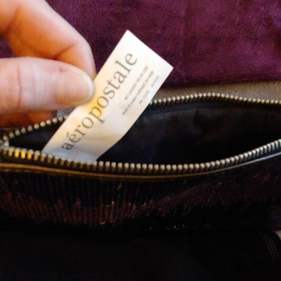 💙 Aeropostale sequin wristlet - Picture 4 of 4